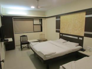 Hotel Sahar International Mumbai Exterior foto